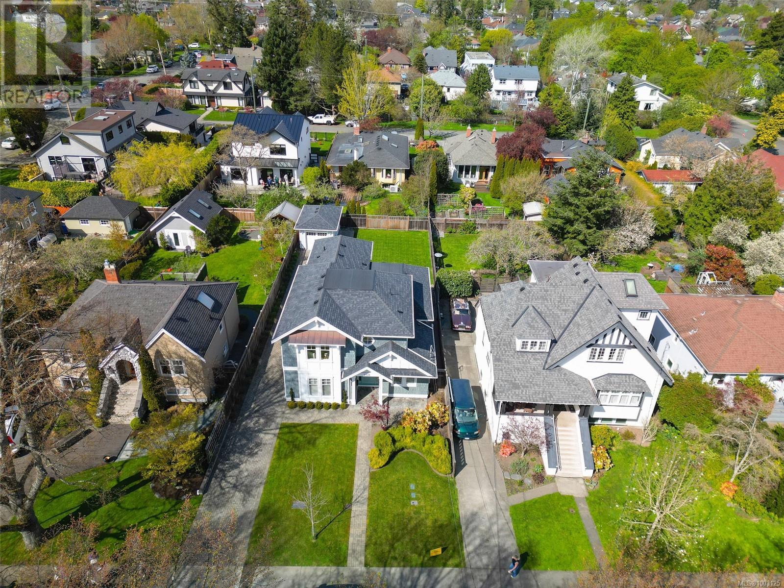 2174 Beaverbrooke St, Oak Bay, British Columbia  V8S 2W2 - Photo 43 - 1003125