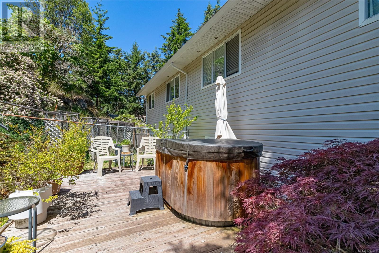 3962 Rock City Rd, Nanaimo, British Columbia  V9T 4Y8 - Photo 37 - 1003016