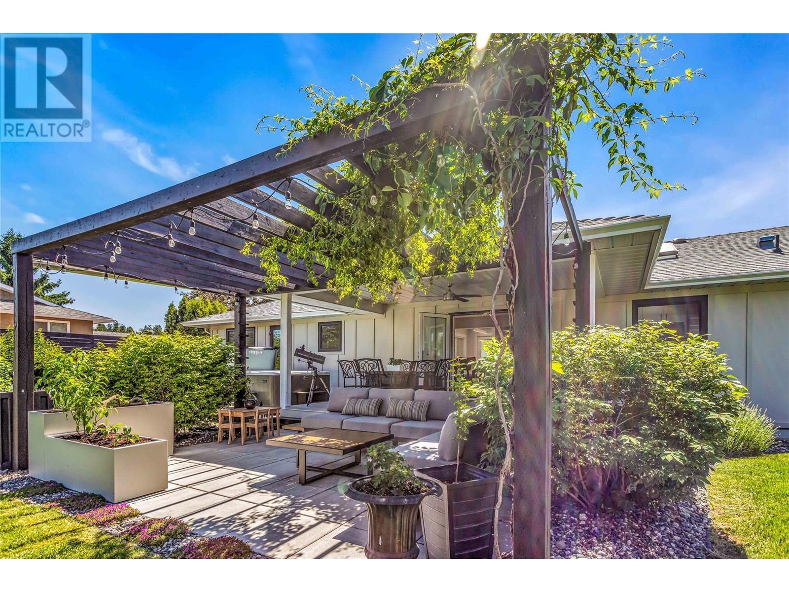 1510 Appleridge Road, Kelowna, British Columbia  V1W 3A5 - Photo 14 - 10350953