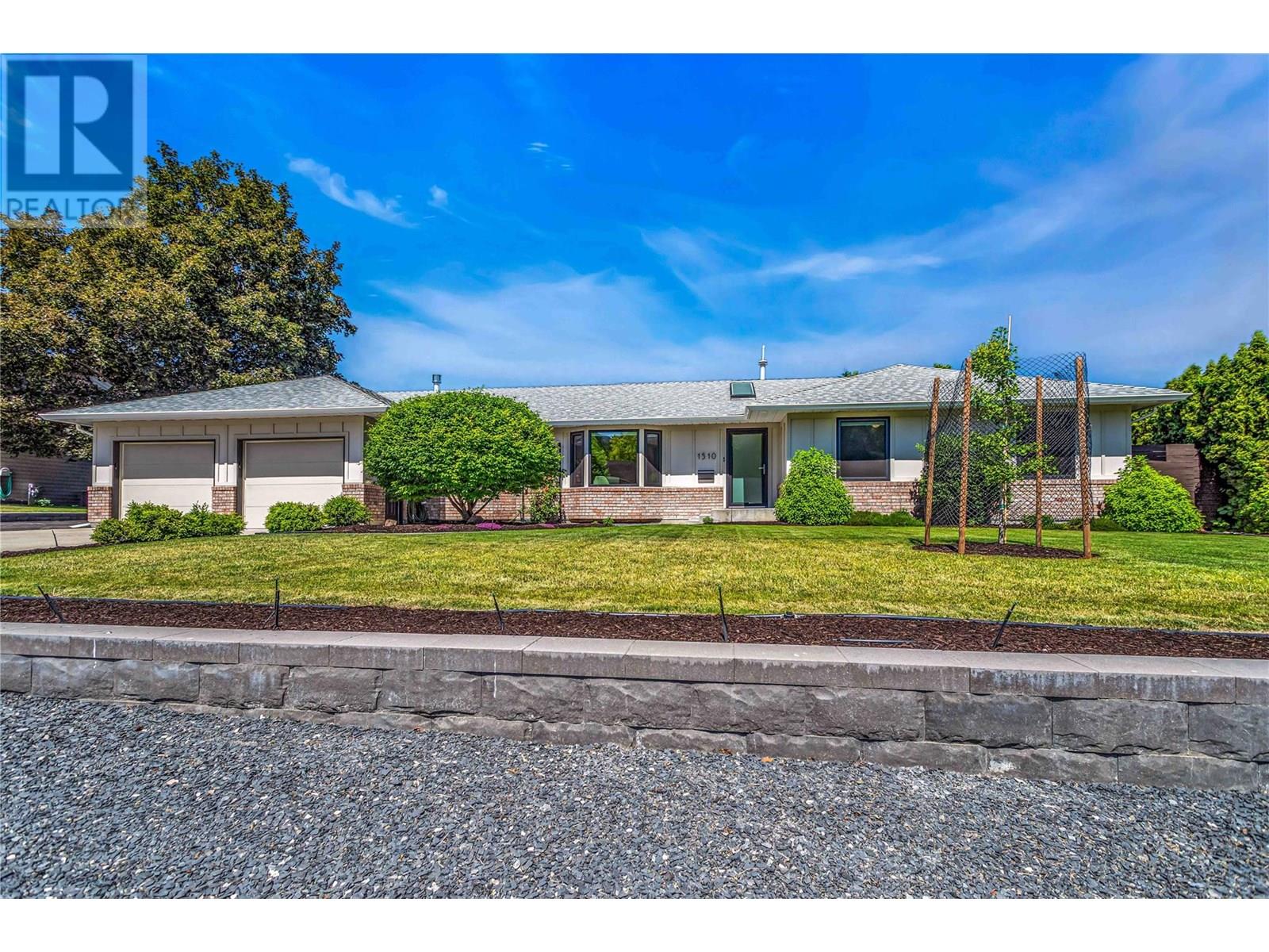 1510 Appleridge Road, Kelowna, British Columbia  V1W 3A5 - Photo 2 - 10350953
