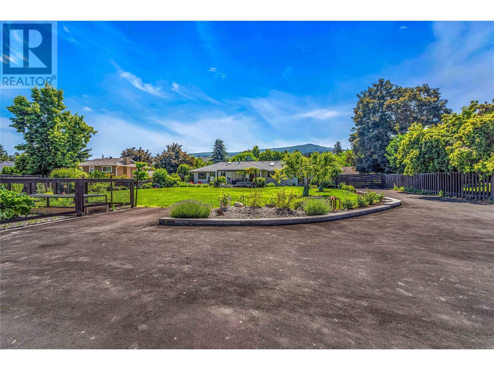 1510 Appleridge Road, Kelowna, British Columbia  V1W 3A5 - Photo 25 - 10350953