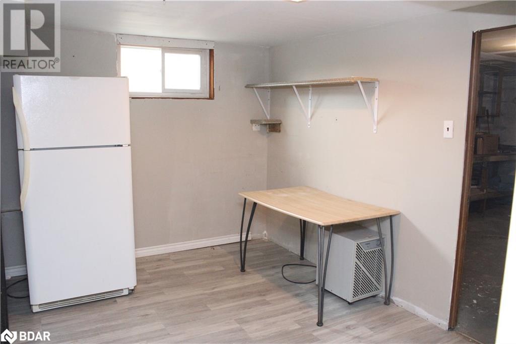 51 Davidson Street, Barrie, Ontario  L4M 3S1 - Photo 17 - 40739098