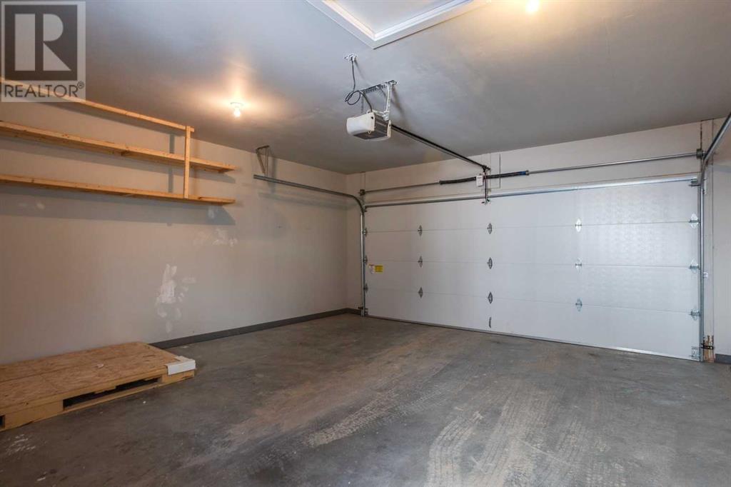 99 Martinwood Road Ne, Calgary, Alberta  T3J 3G7 - Photo 38 - A2195940