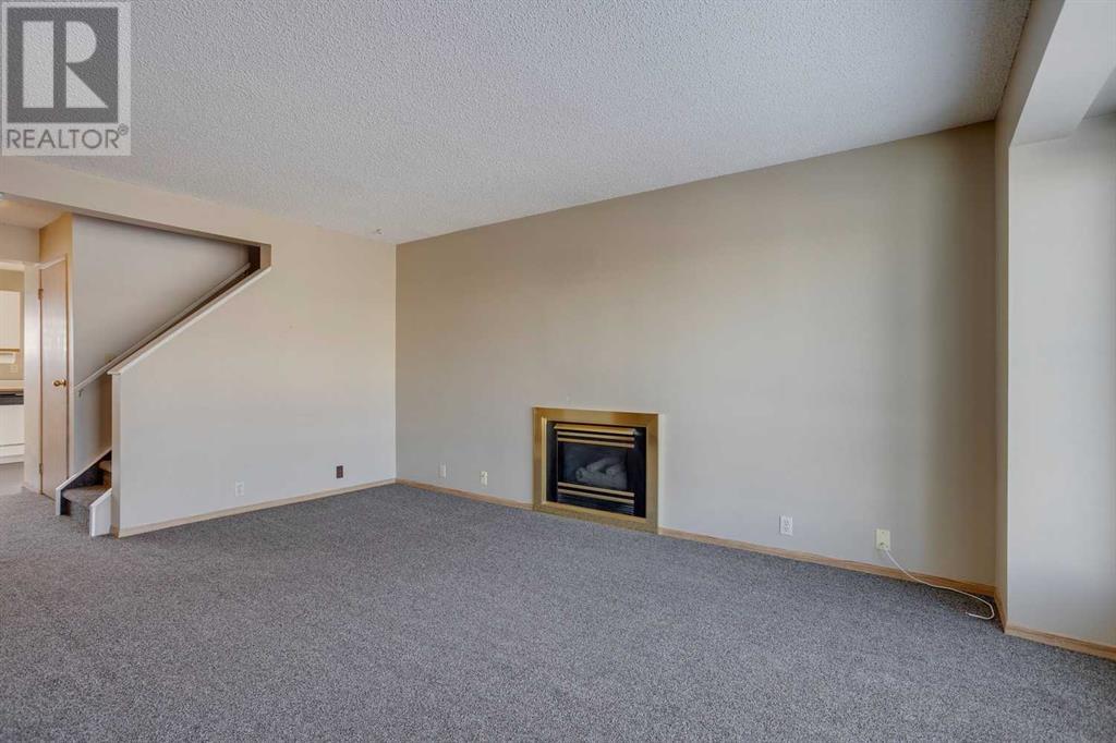 99 Martinwood Road Ne, Calgary, Alberta  T3J 3G7 - Photo 7 - A2195940