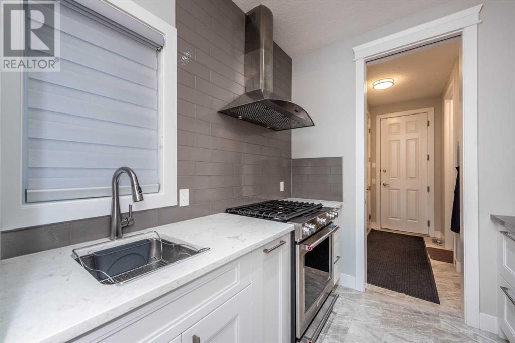 205 Carringvue Manor Nw, Calgary, Alberta  T3P 0W3 - Photo 14 - A2210406