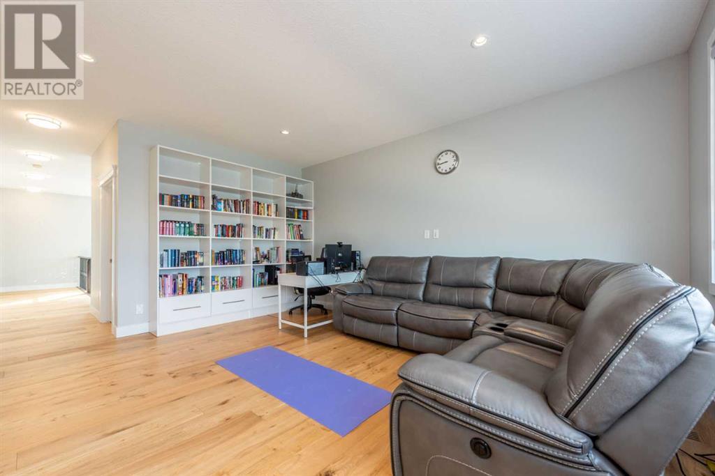 205 Carringvue Manor Nw, Calgary, Alberta  T3P 0W3 - Photo 23 - A2210406