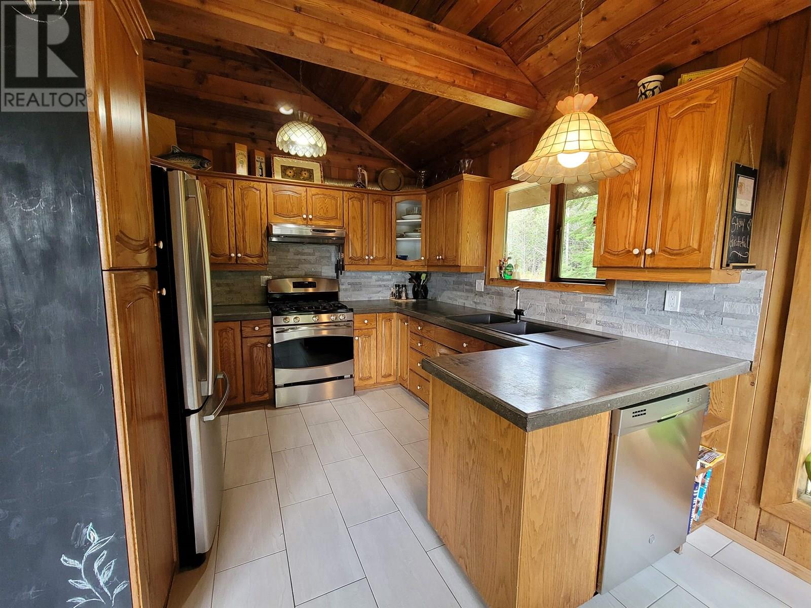 5289 Darci Avenue, Terrace, British Columbia  V8G 0C3 - Photo 10 - R3014185