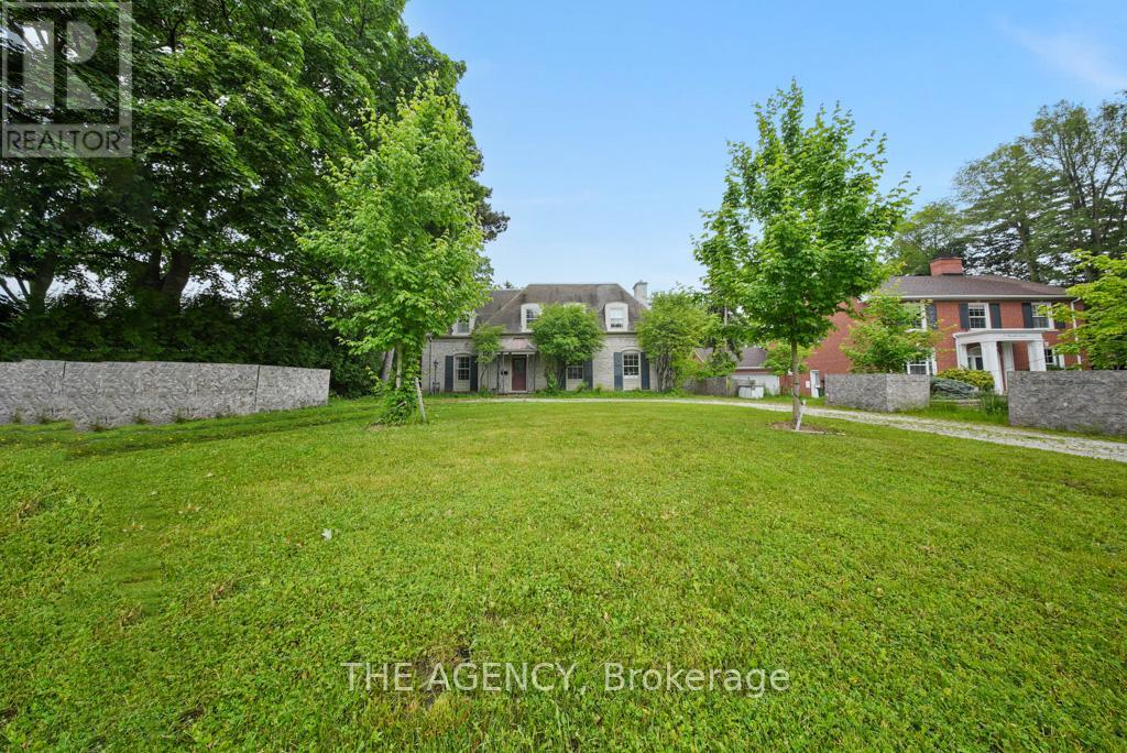 7 Gerald Street, Toronto, Ontario  M2L 2M4 - Photo 10 - C12210304