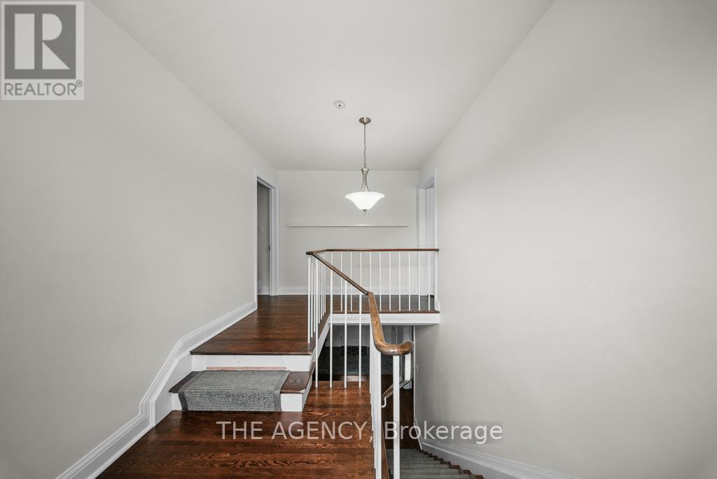 7 Gerald Street, Toronto, Ontario  M2L 2M4 - Photo 25 - C12210304