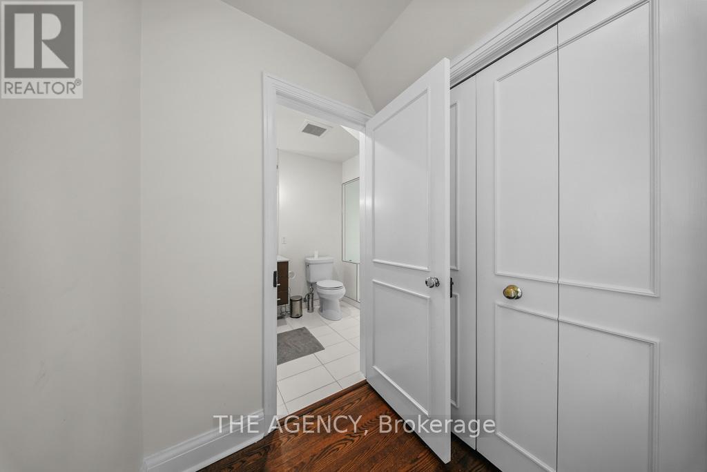 7 Gerald Street, Toronto, Ontario  M2L 2M4 - Photo 28 - C12210304