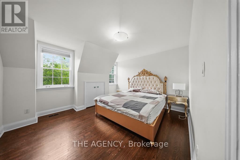 7 Gerald Street, Toronto, Ontario  M2L 2M4 - Photo 30 - C12210304