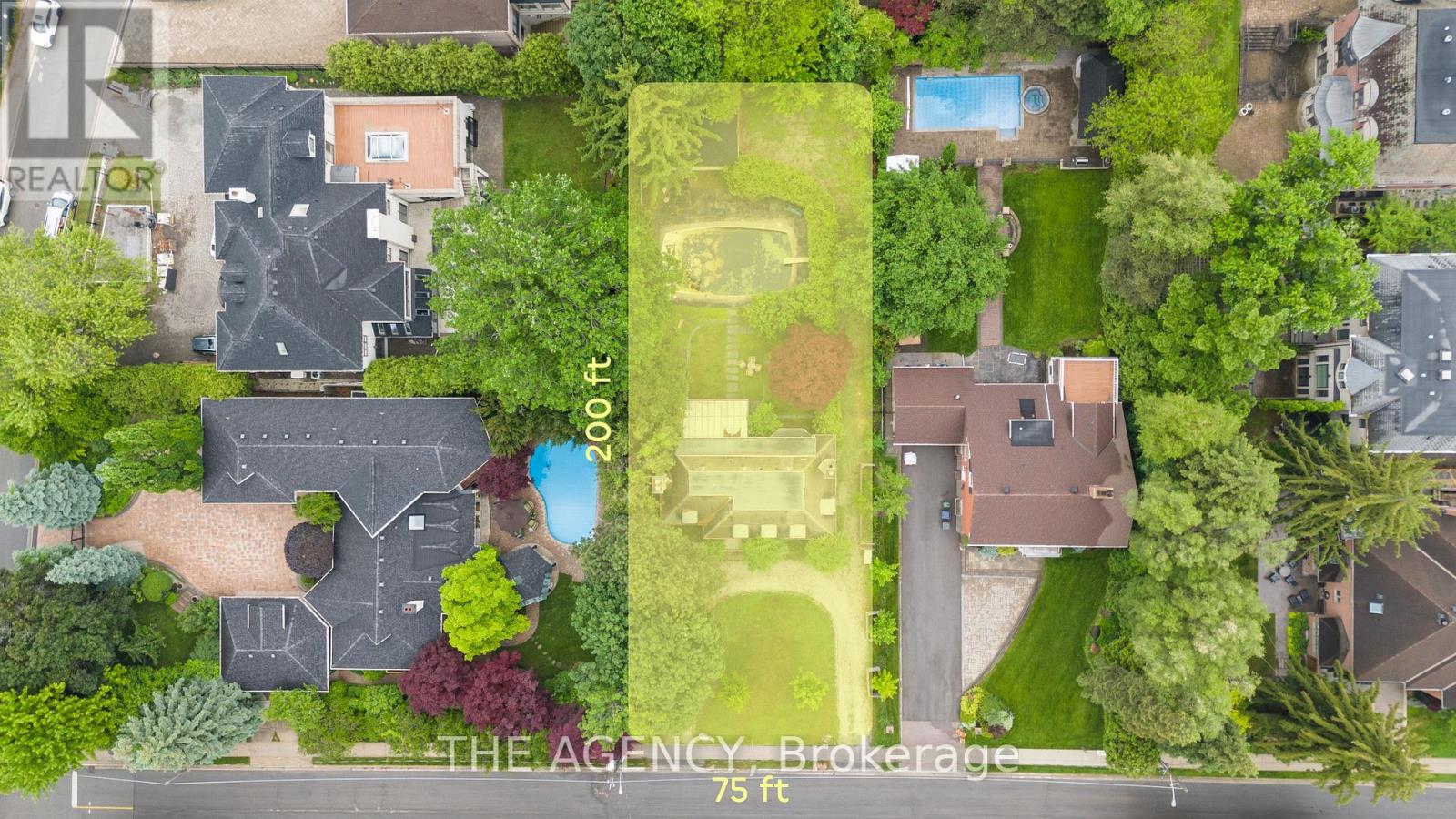7 Gerald Street, Toronto, Ontario  M2L 2M4 - Photo 9 - C12210304