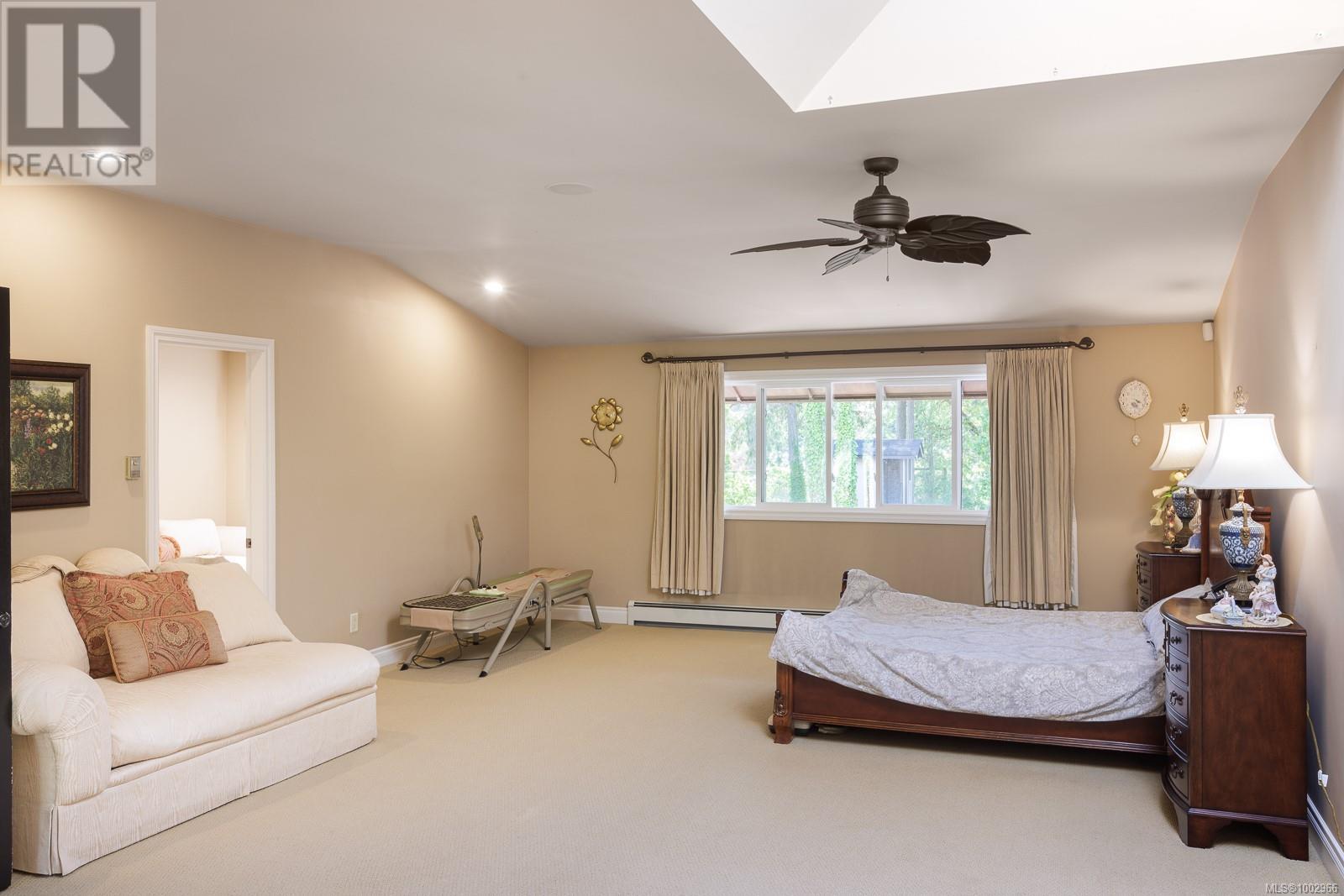 2495 Shannon Pl, Saanich, British Columbia  V8N 1X2 - Photo 55 - 1002966