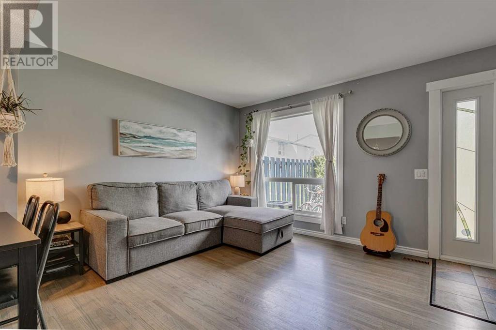 Property at 12, 6440 4 Street NW image 5