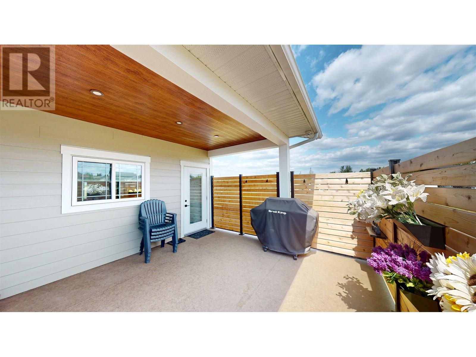 10703 111 Street, Fort St. John, British Columbia  V1J 0N3 - Photo 3 - R3014413
