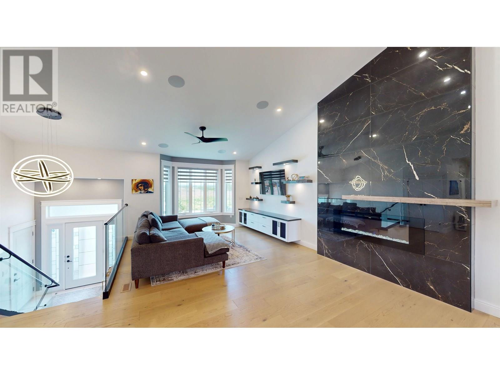 10703 111 Street, Fort St. John, British Columbia  V1J 0N3 - Photo 12 - R3014413