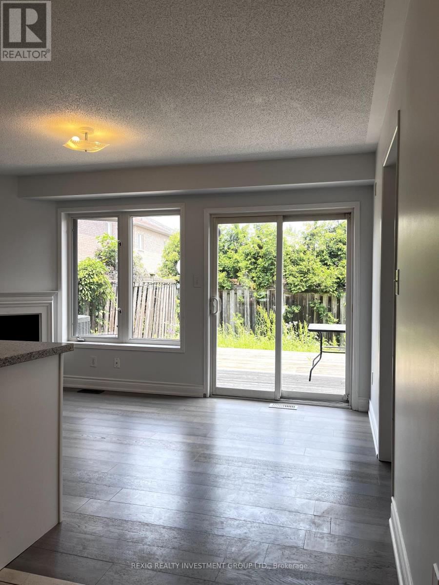 2395 Curtis Road, Burlington (Orchard), Ontario  L7L 7M4 - Photo 17 - W12211044