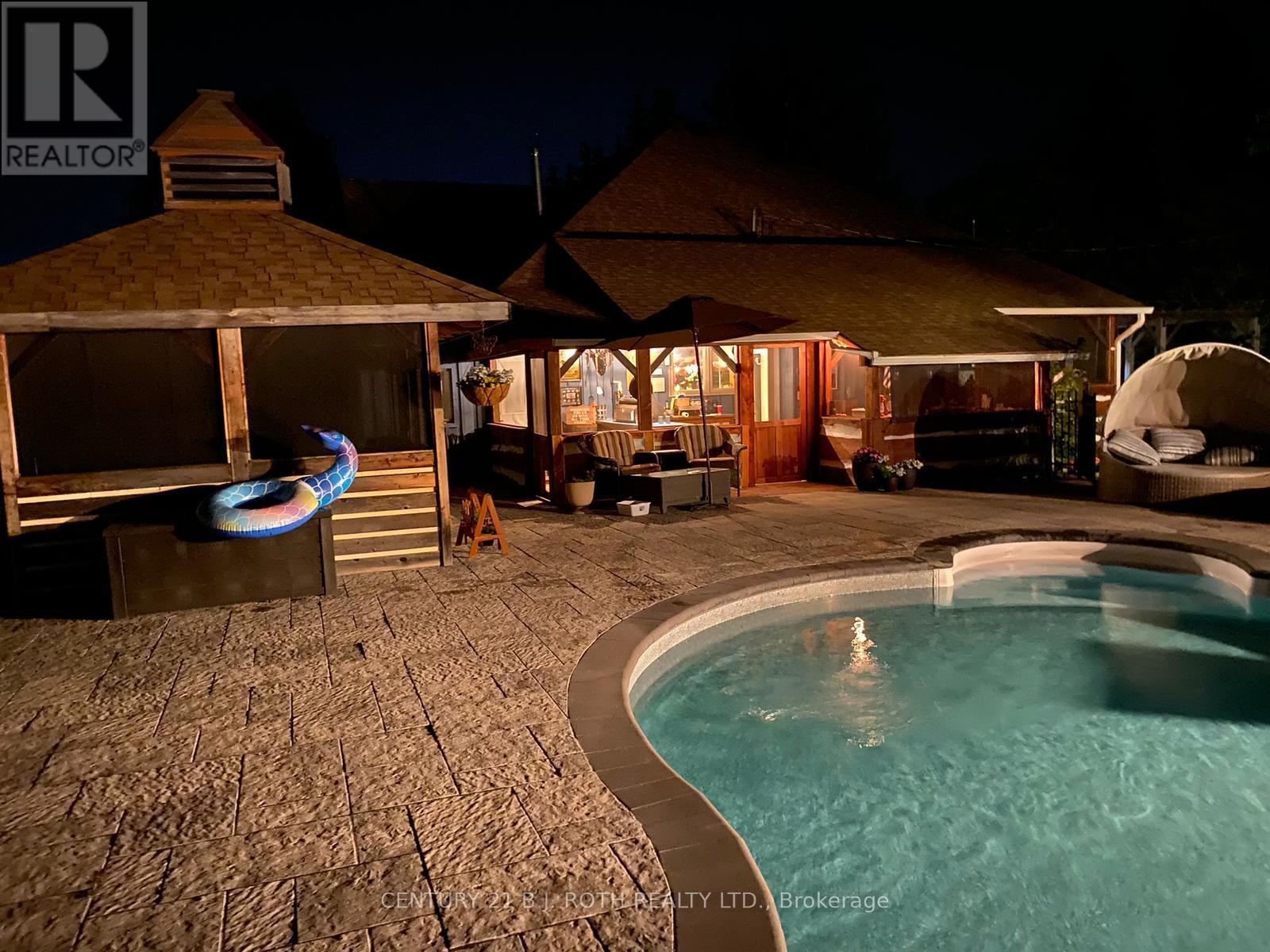 8726 9th Line, Essa, Ontario  L0M 1T0 - Photo 41 - N12213766
