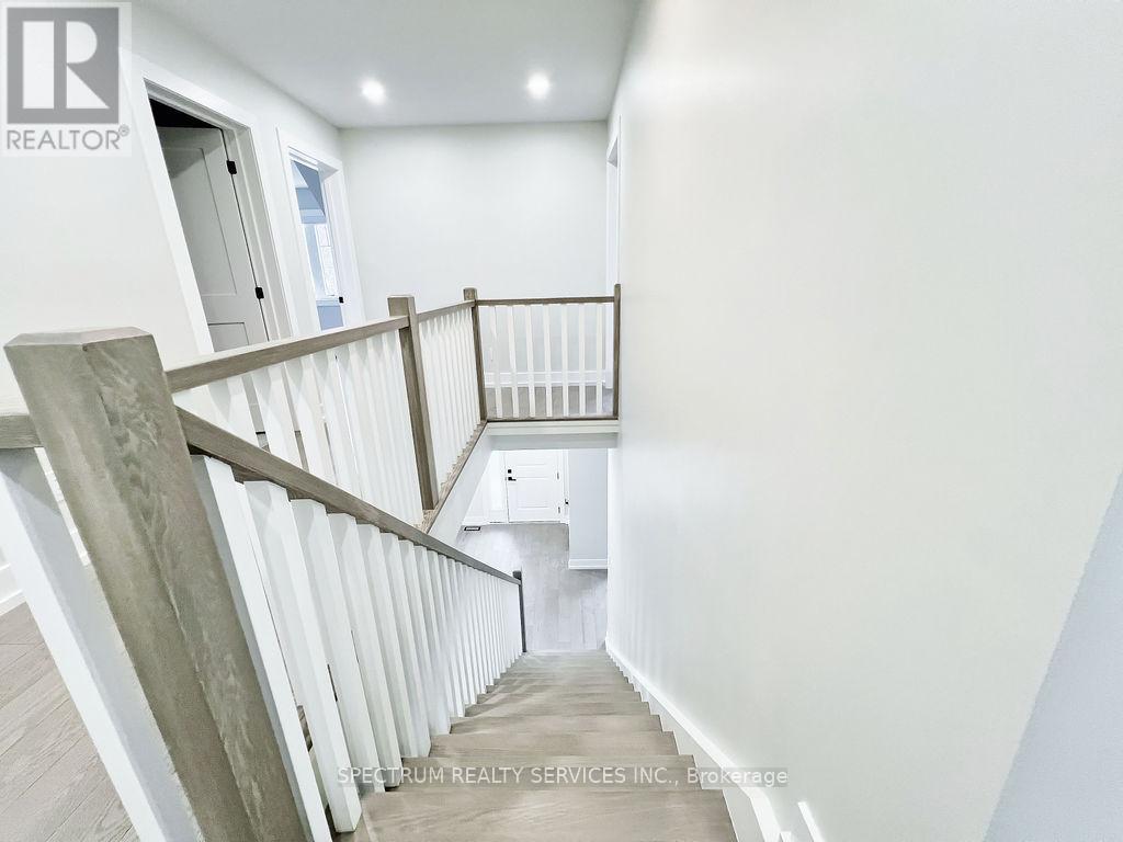 16 Mcguire Court, King, Ontario  L0G 1T0 - Photo 15 - N12213784