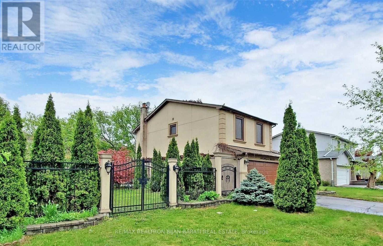 Property at 18 MAYVERN CRESCENT image 2