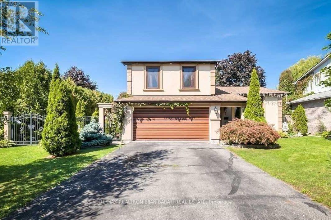 Property at 18 MAYVERN CRESCENT image 4