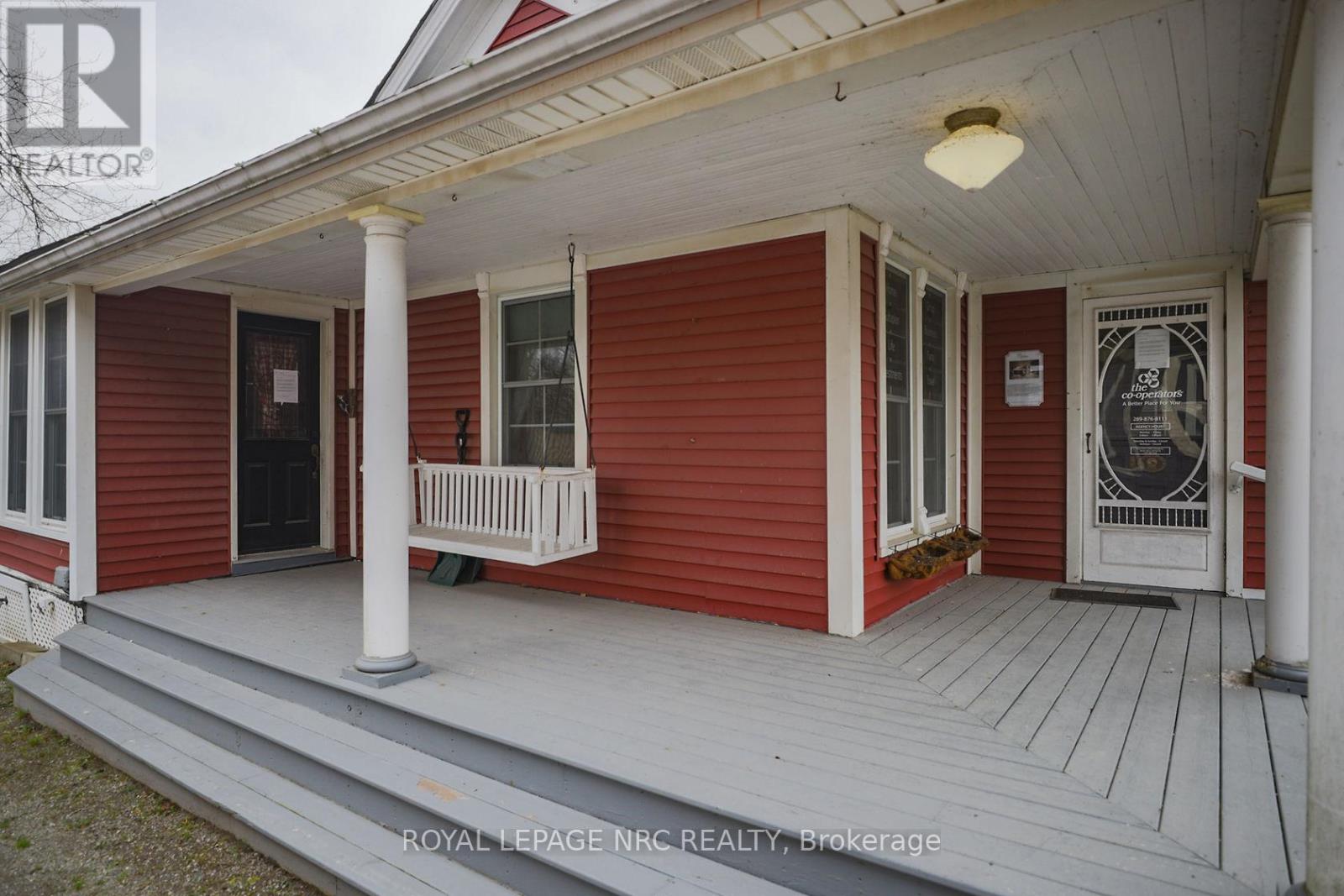 264 Ridge Road N, Fort Erie, Ontario  L0S 1N0 - Photo 4 - X12213875