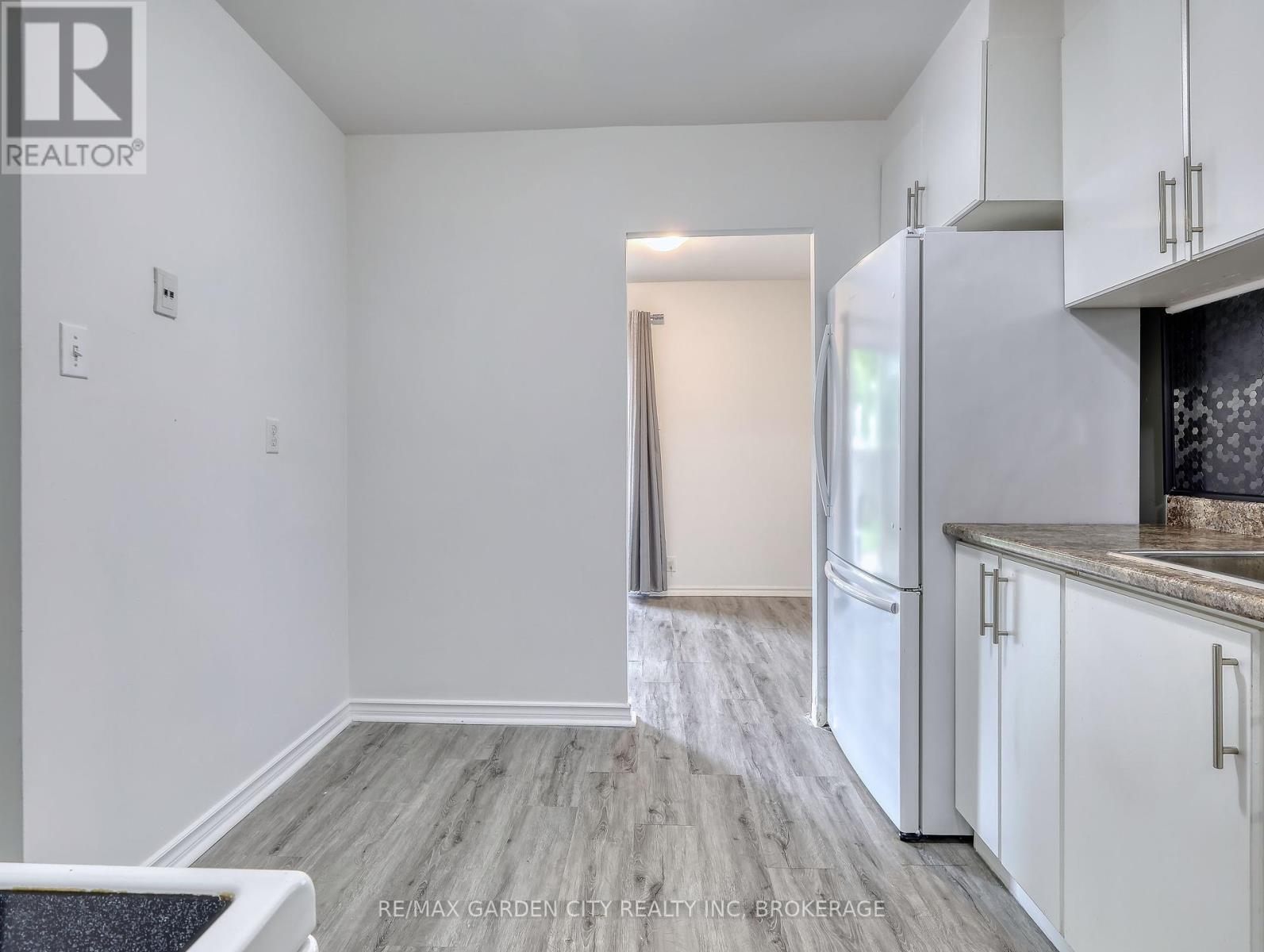176 - 17 Old Pine Trail, St. Catharines, Ontario  L2M 6P9 - Photo 11 - X12213890