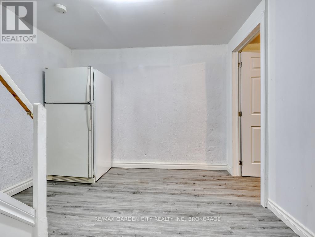 176 - 17 Old Pine Trail, St. Catharines, Ontario  L2M 6P9 - Photo 18 - X12213890