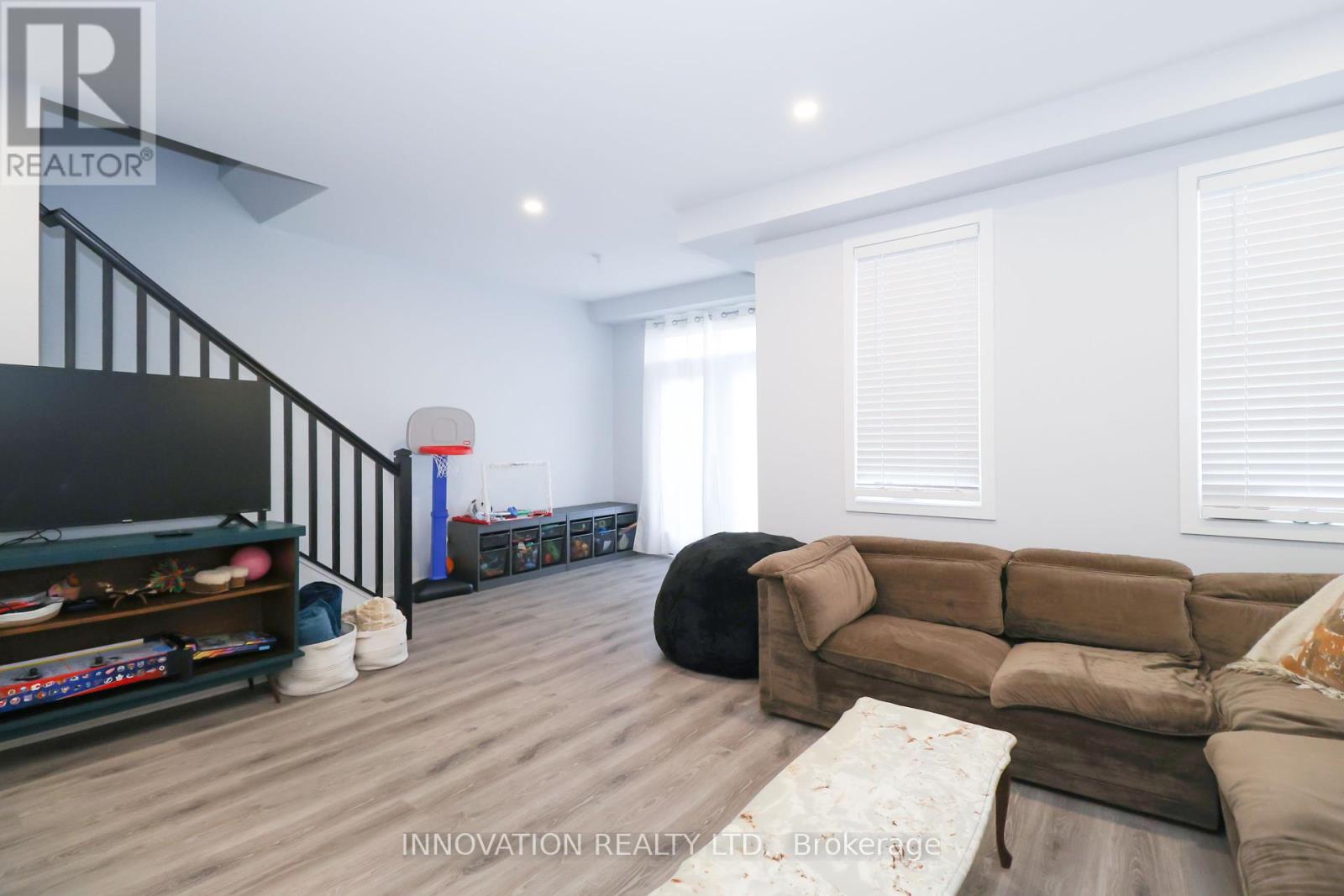 36 Stitch Mews, Ottawa, Ontario  K0A 2Z0 - Photo 8 - X12167870
