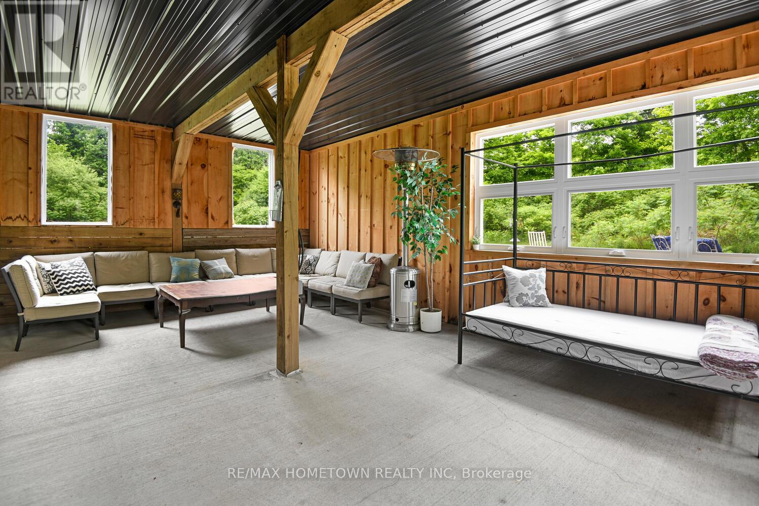 2162 Hallecks Road W, Elizabethtown-Kitley, Ontario  K6V 5T3 - Photo 21 - X12213841