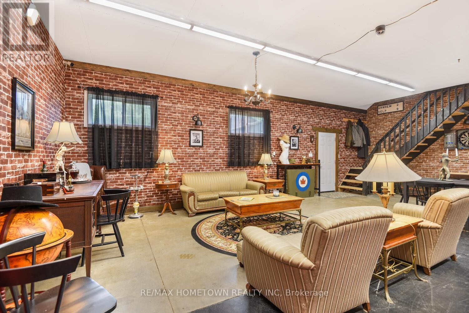 2162 Hallecks Road W, Elizabethtown-Kitley, Ontario  K6V 5T3 - Photo 29 - X12213841