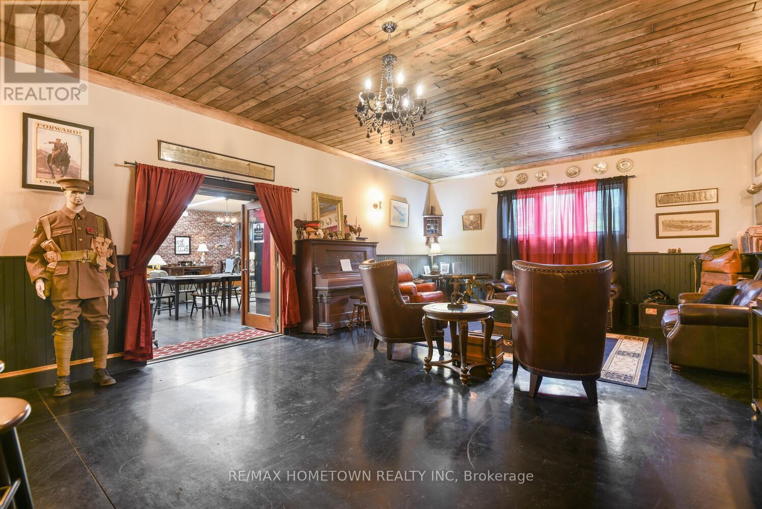 2162 Hallecks Road W, Elizabethtown-Kitley, Ontario  K6V 5T3 - Photo 31 - X12213841