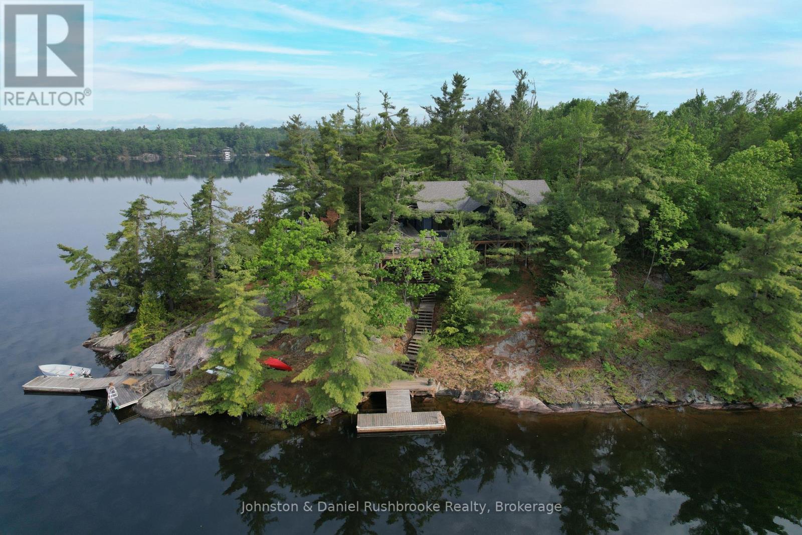 12 KAPIKOG LAKE WATER, The Archipelago, Ontario