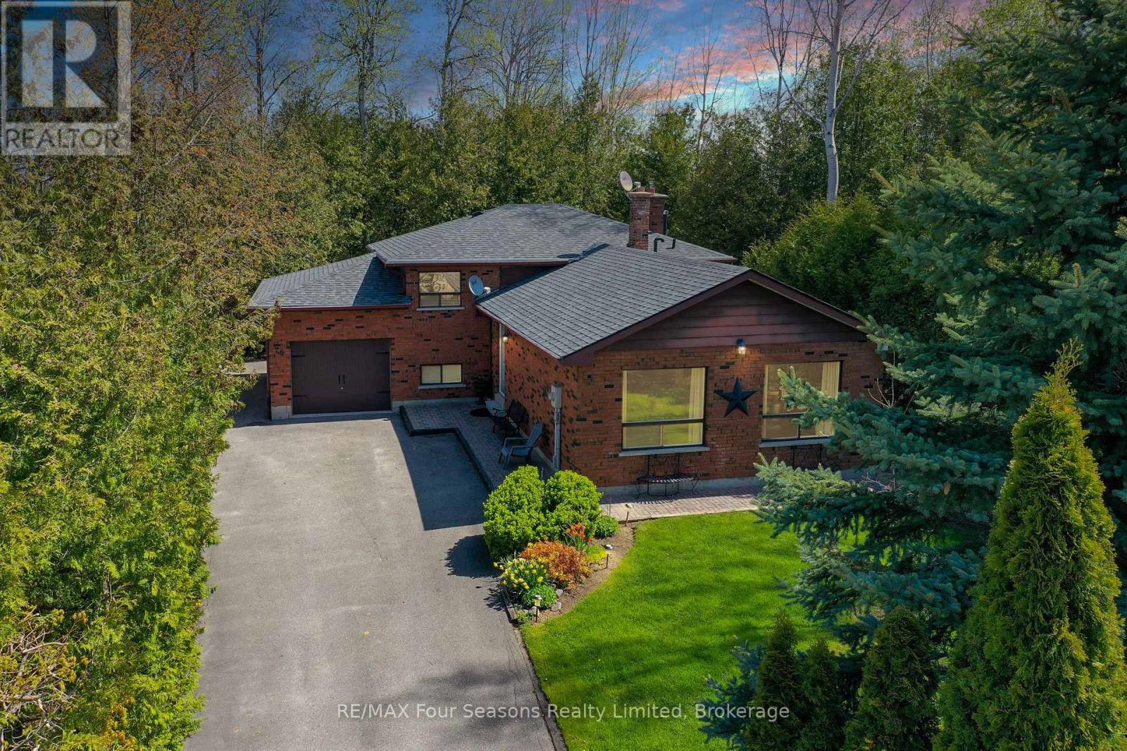 76 ARTHUR STREET E, Blue Mountains, Ontario