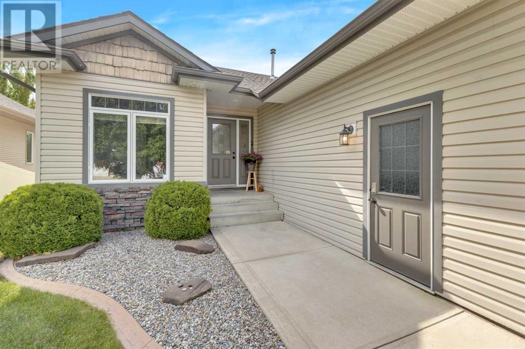188 Ingle Close, Red Deer, Alberta  T4R 3S2 - Photo 5 - A2229039