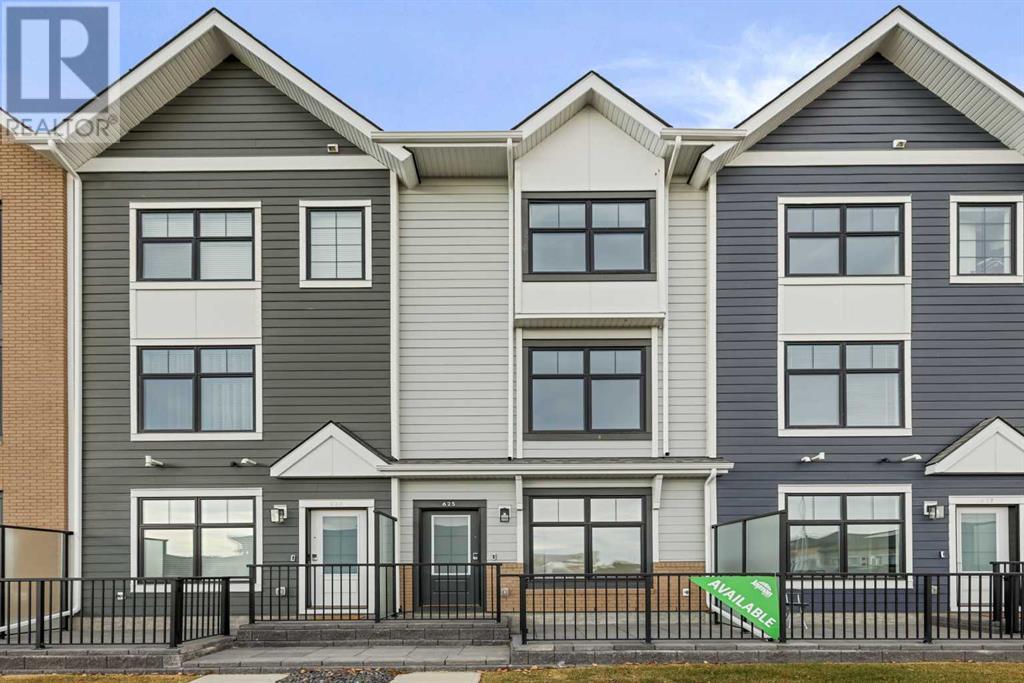 625 Mahogany Road Se, Calgary, Alberta  T3M 3Y3 - Photo 2 - A2204279