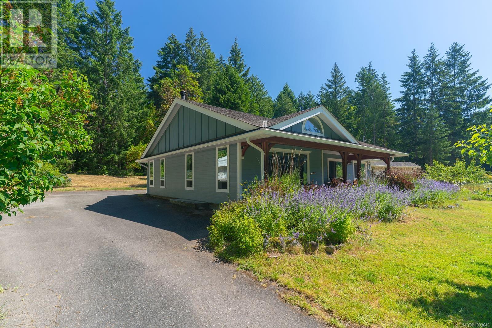 3368 McGuire Way, Ladysmith, British Columbia