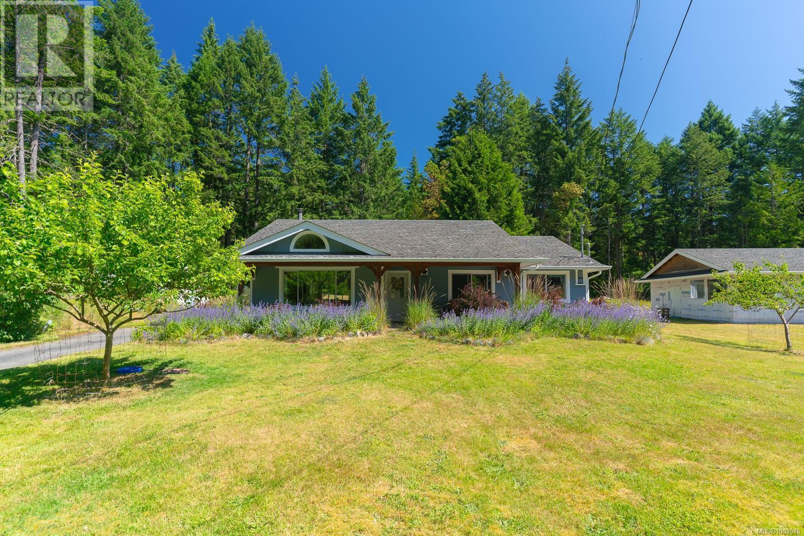 3368 Mcguire Way, Nanaimo, British Columbia  V9G 1C4 - Photo 2 - 1003048