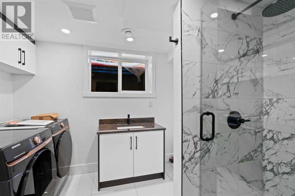 6503 Lombardy Crescent Sw, Calgary, Alberta  T3E 5R3 - Photo 33 - A2223210