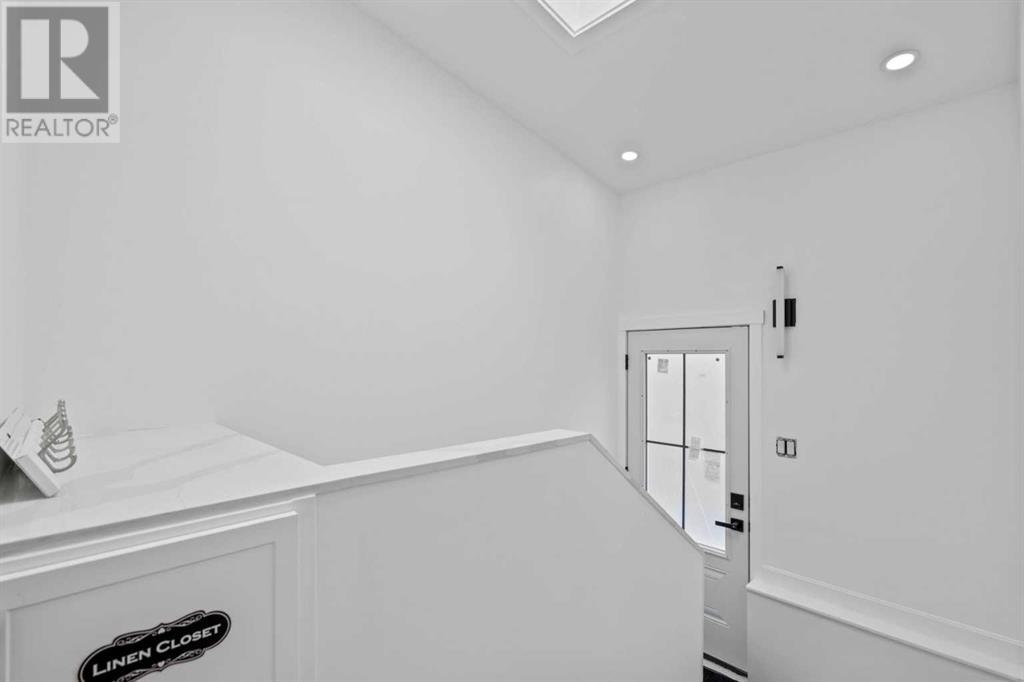 6503 Lombardy Crescent Sw, Calgary, Alberta  T3E 5R3 - Photo 27 - A2223210