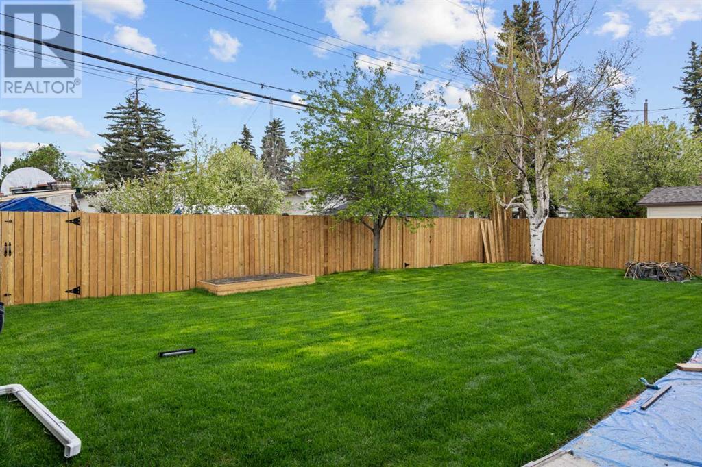 6503 Lombardy Crescent Sw, Calgary, Alberta  T3E 5R3 - Photo 41 - A2223210