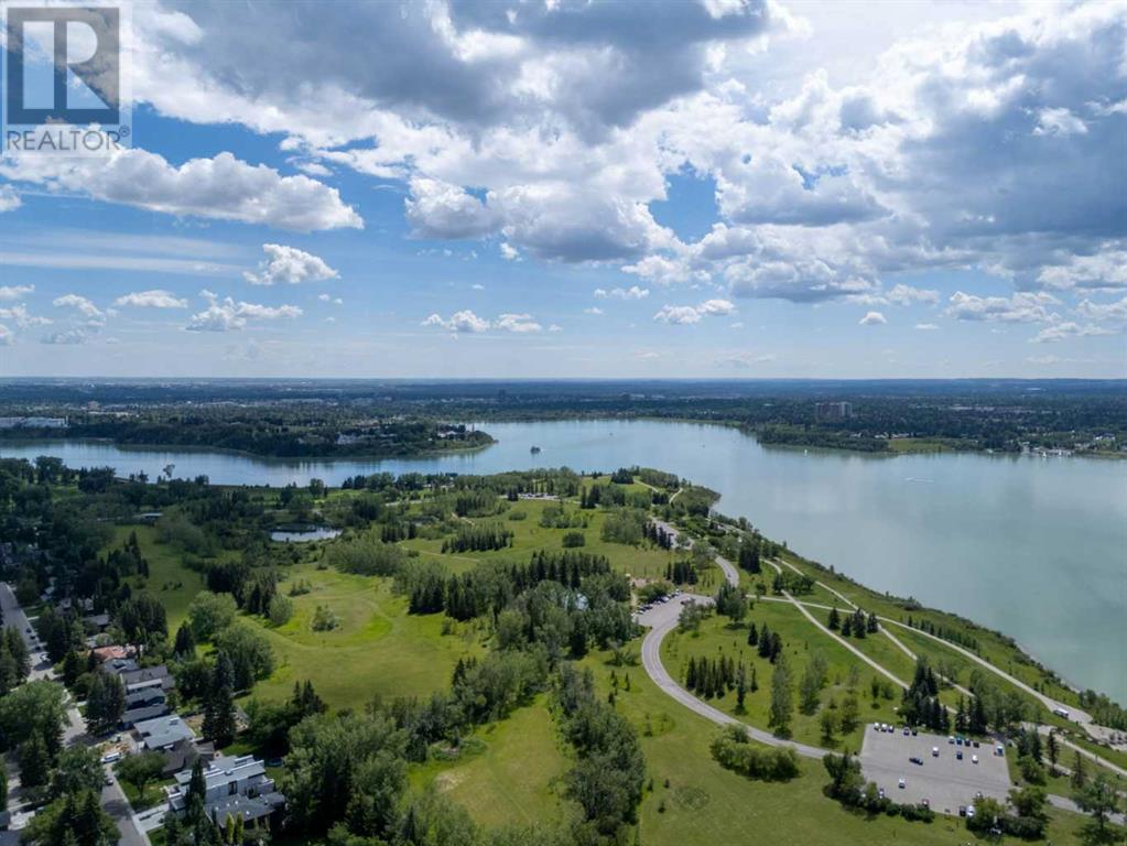 6503 Lombardy Crescent Sw, Calgary, Alberta  T3E 5R3 - Photo 47 - A2223210