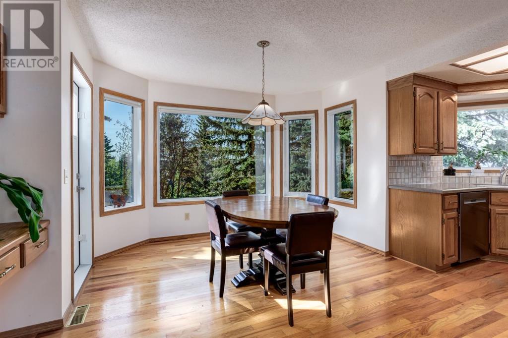 51 Scenic Park Crescent Nw, Calgary, Alberta  T3L 1R8 - Photo 7 - A2225501
