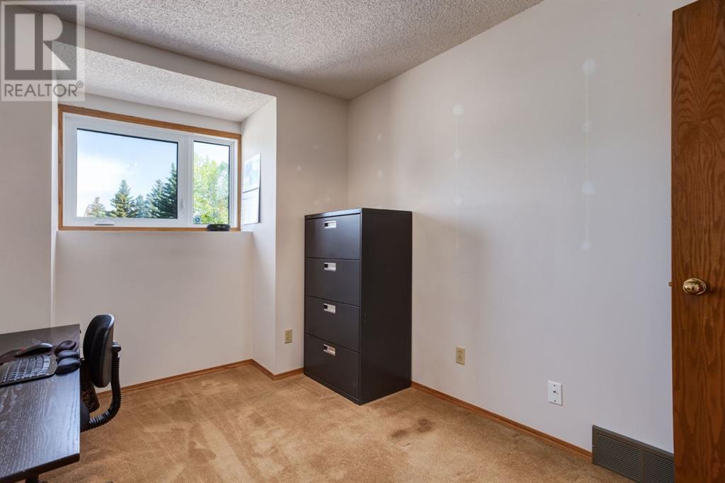 51 Scenic Park Crescent Nw, Calgary, Alberta  T3L 1R8 - Photo 22 - A2225501