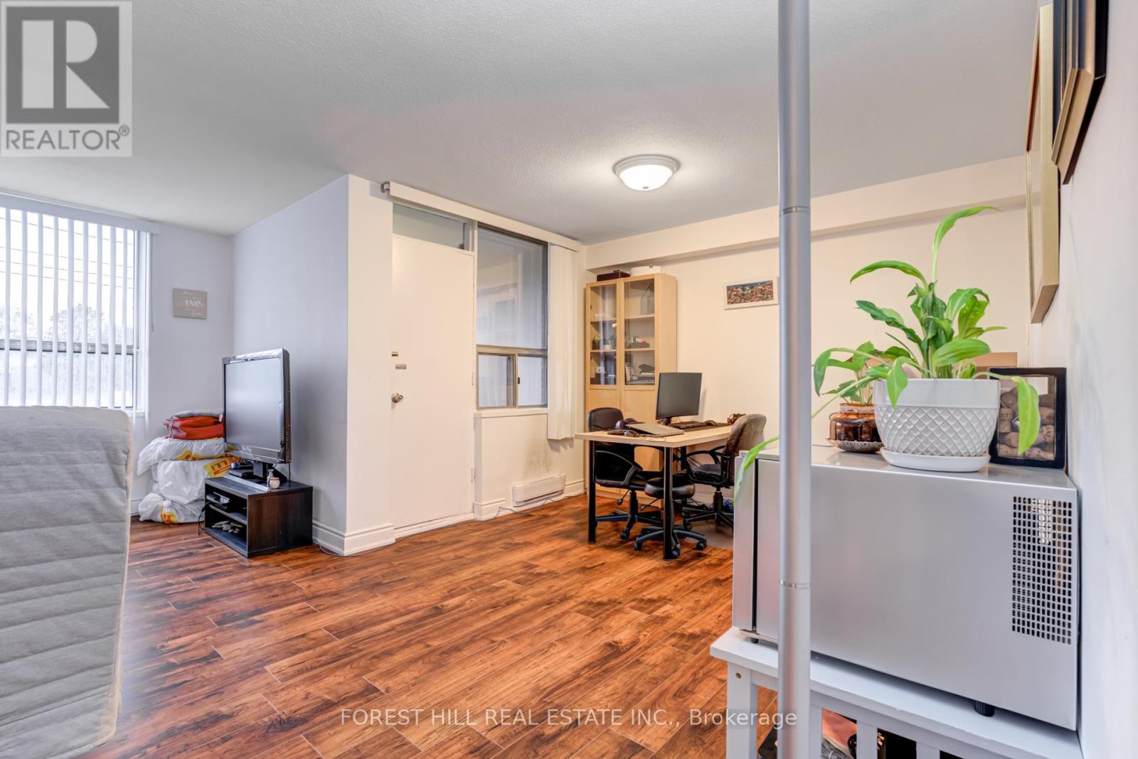 107 - 2835 Islington Avenue, Toronto, Ontario  M9L 2K2 - Photo 11 - W12213760
