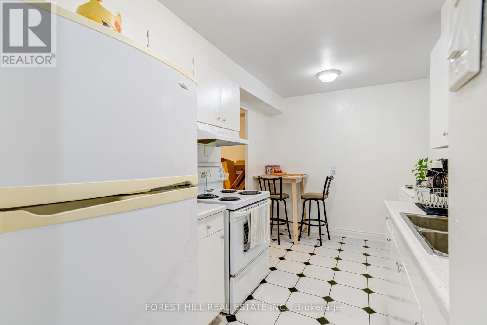 107 - 2835 Islington Avenue, Toronto, Ontario  M9L 2K2 - Photo 5 - W12213760