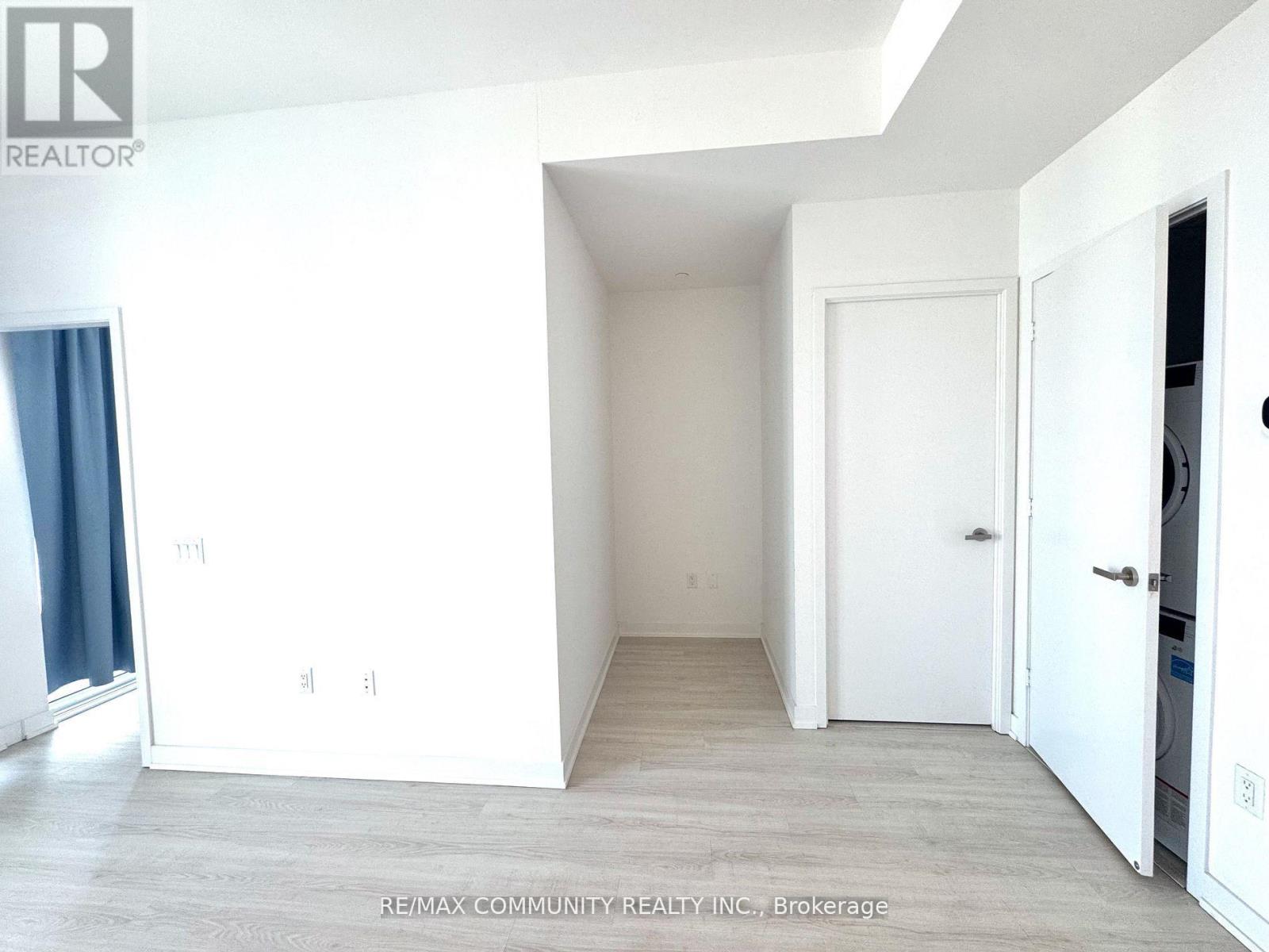 1308 - 3883 Quartz Road, Mississauga, Ontario  L5B 0M4 - Photo 10 - W12213772