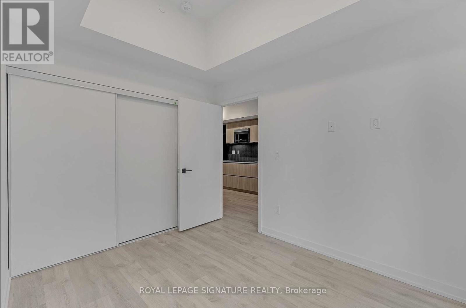 905 - 36 Zorra Street, Toronto, Ontario  M8Z 1R7 - Photo 8 - W12213790