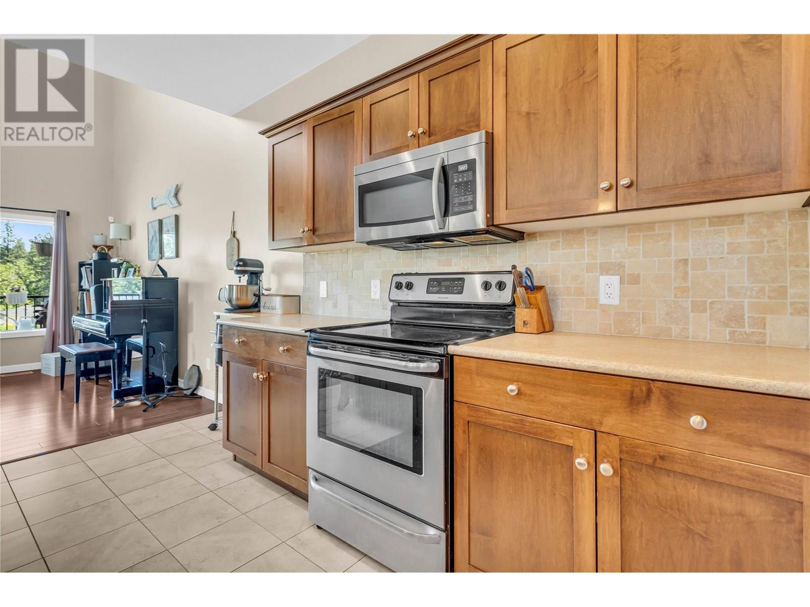 3502 Creekview Crescent, West Kelowna, British Columbia  V4T 3C5 - Photo 5 - 10350864