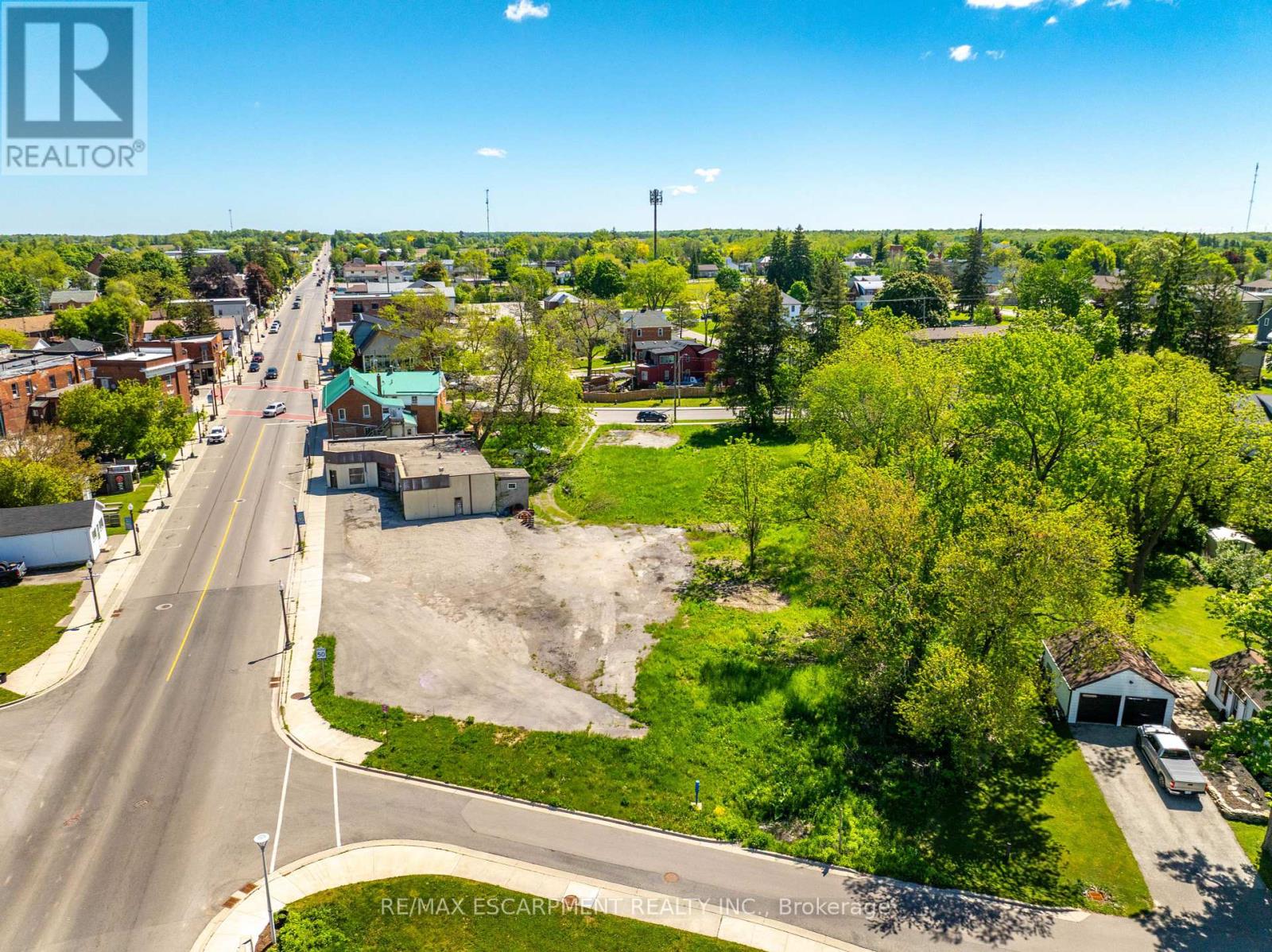 39 Talbot Street, Haldimand, Ontario  N0A 1E0 - Photo 25 - X12213773